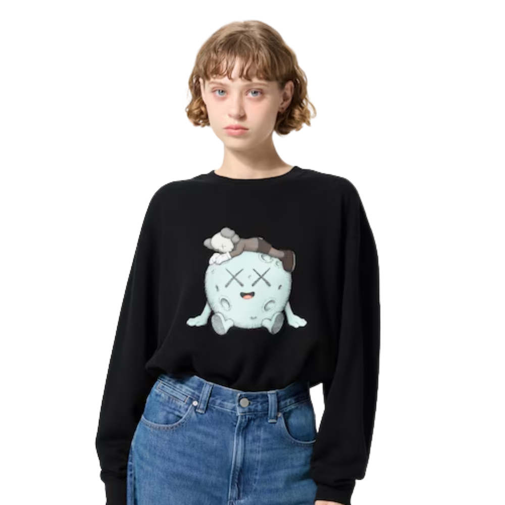 Uniqlo 'KAWS UNIVERSE' Moon & Companion Sweatshirt - Black - Unisex