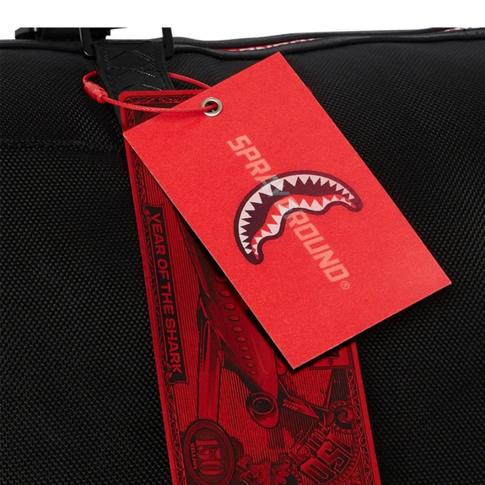PRINTED ZIPPER SHARK DUFFLE