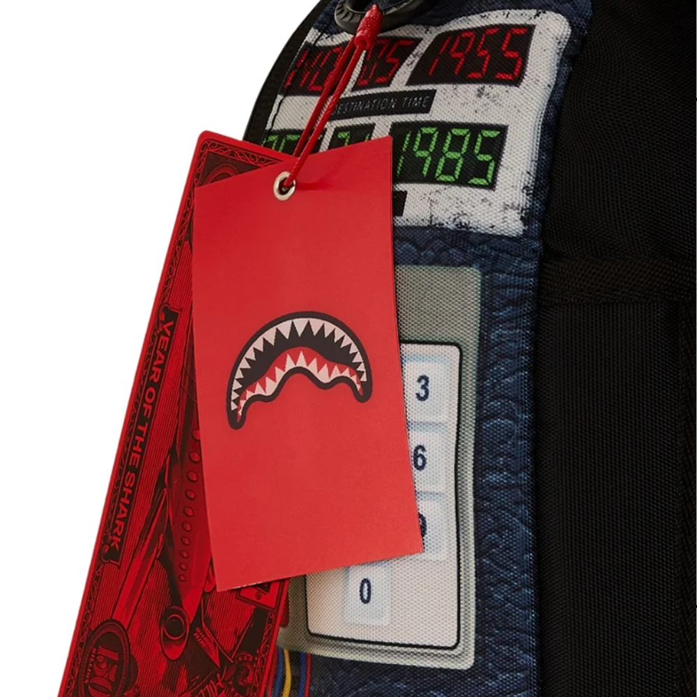 FLUX CAPACITOR INSIDE DELOREAN DLX BACKPACK