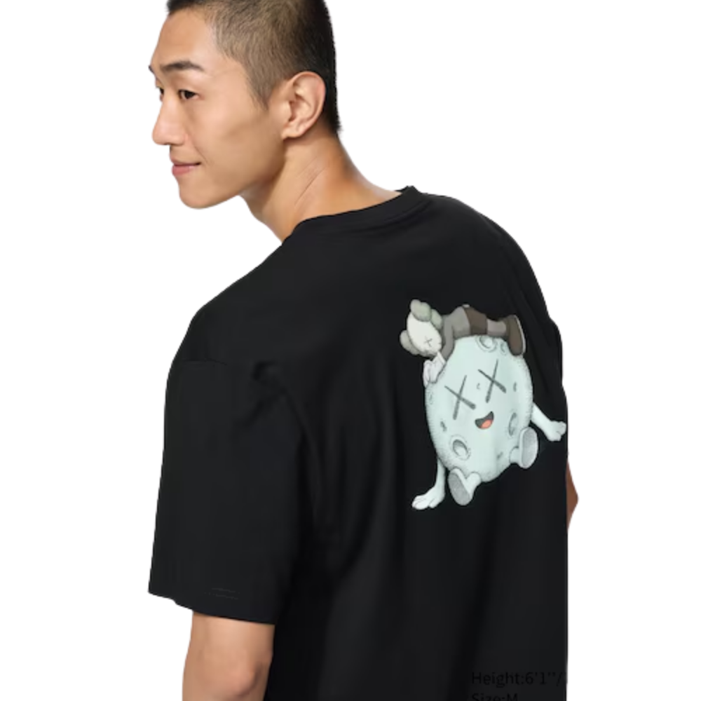 Uniqlo 'KAWS UNIVERSE' Moon & Companion UT Graphic T-Shirt - Black - Unisex
