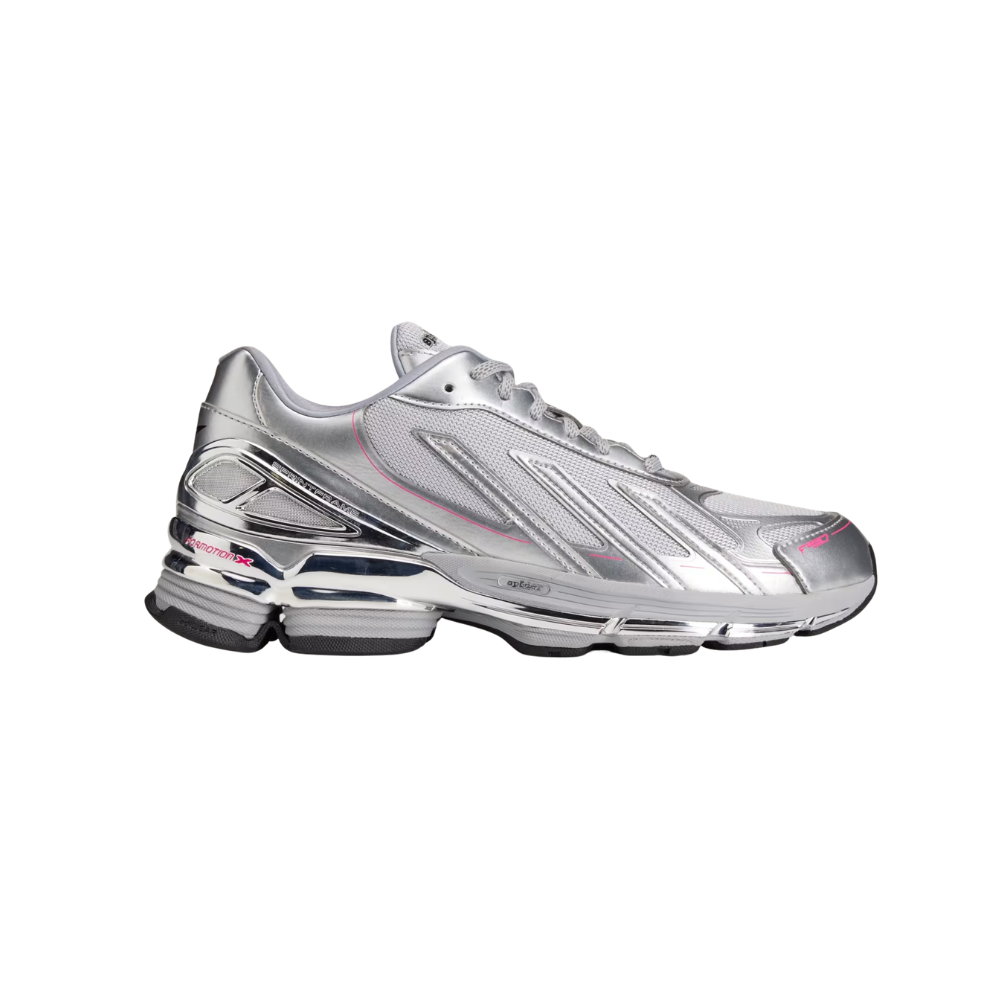 Sp5der F50 formation shoes