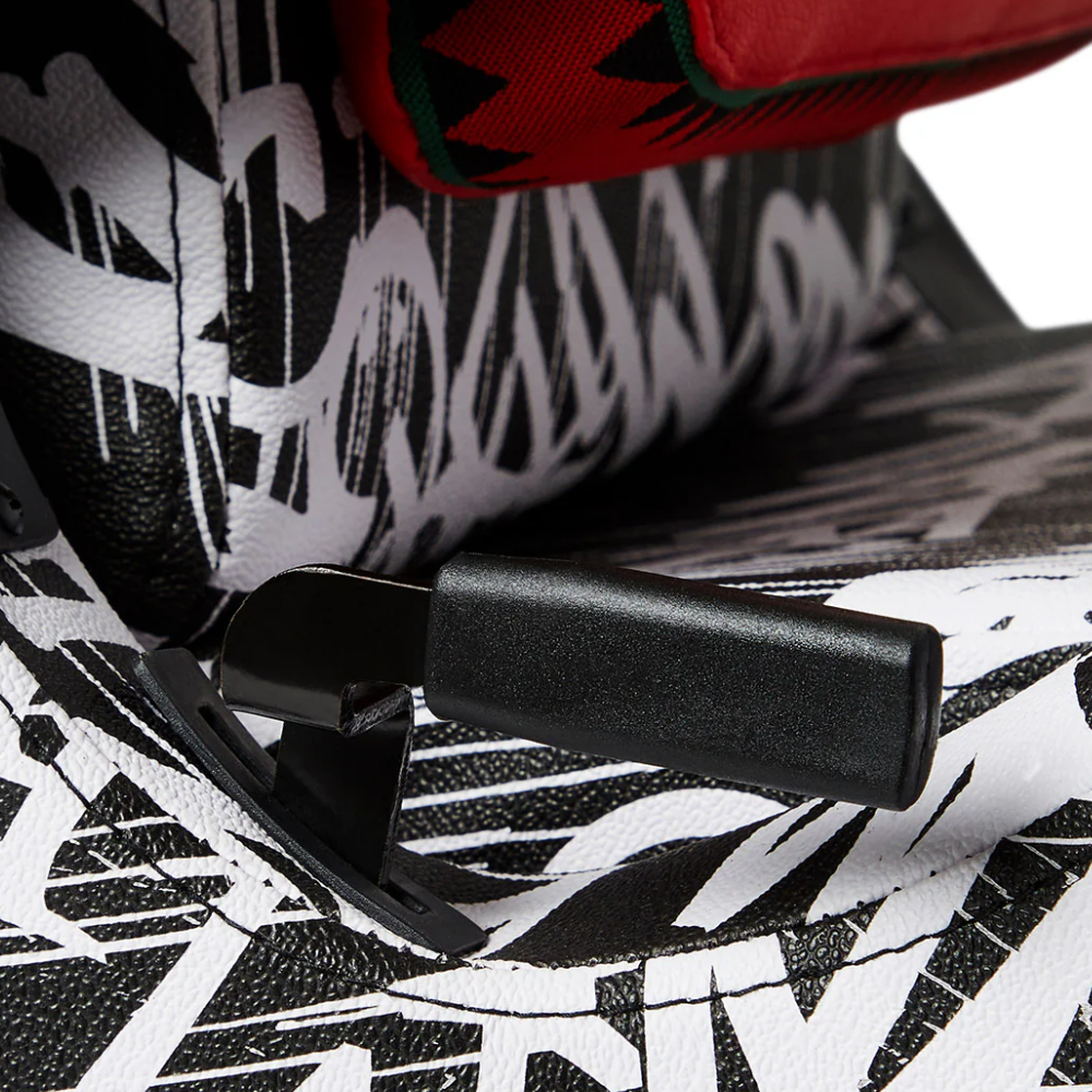 Sprayground Scribble Shark Chair | 910Z407NSZ