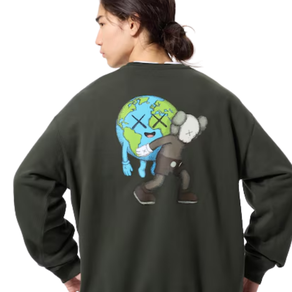 Uniqlo 'KAWS UNIVERSE' Earth & Companion Back Sweatshirt - Gray - Unisex