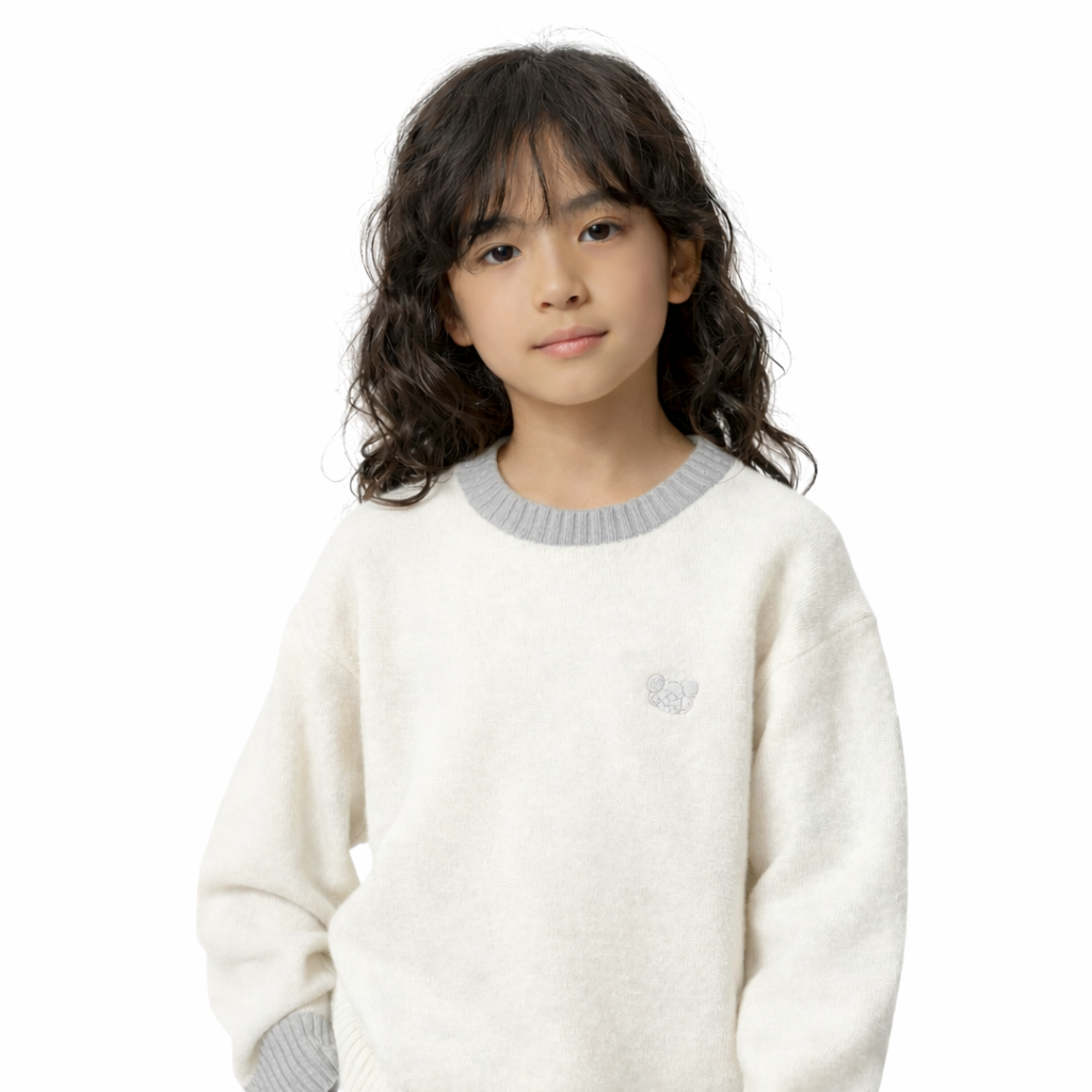 Uniqlo KAWS WINTER Souffle Yarn Sweater