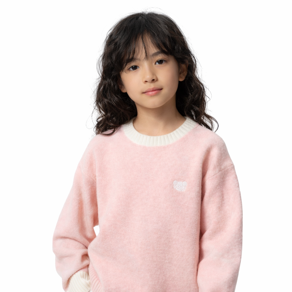 Uniqlo KAWS WINTER Souffle Yarn Sweater